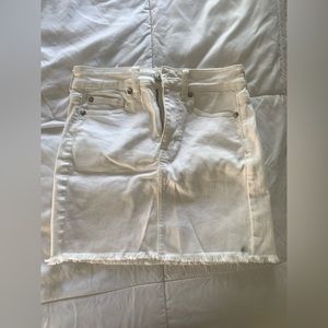 white denim skirt